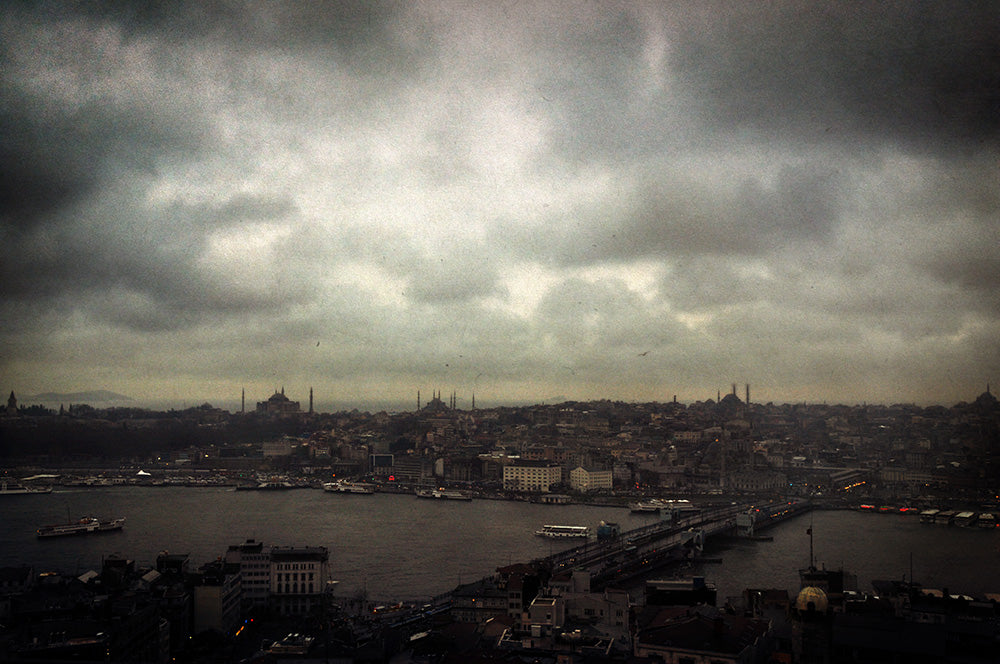 Jour de pluie a Istanbul - Art Print - Zapista