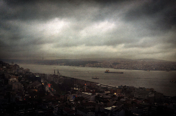 Jour de pluie a Istanbul II - Art Print - Zapista